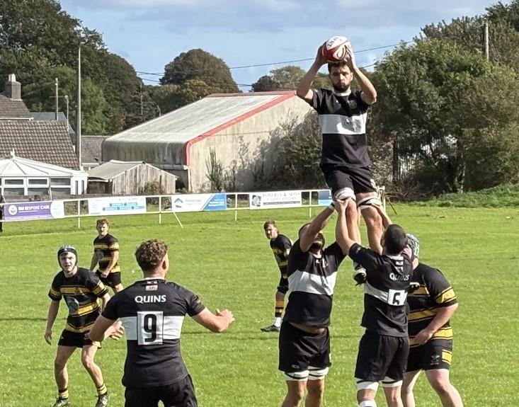  Quins rule supreme in this lineout